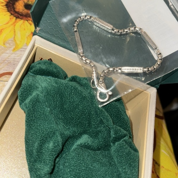 JAISS Heritage Texture Station 3.7mm Box Chain Bracelet style hammered see video - Picture 7 of 9